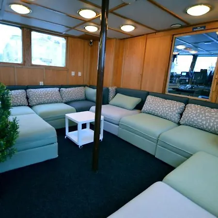 Hotellilaiva Muikku/hotel Boat Muikku * Helsinki